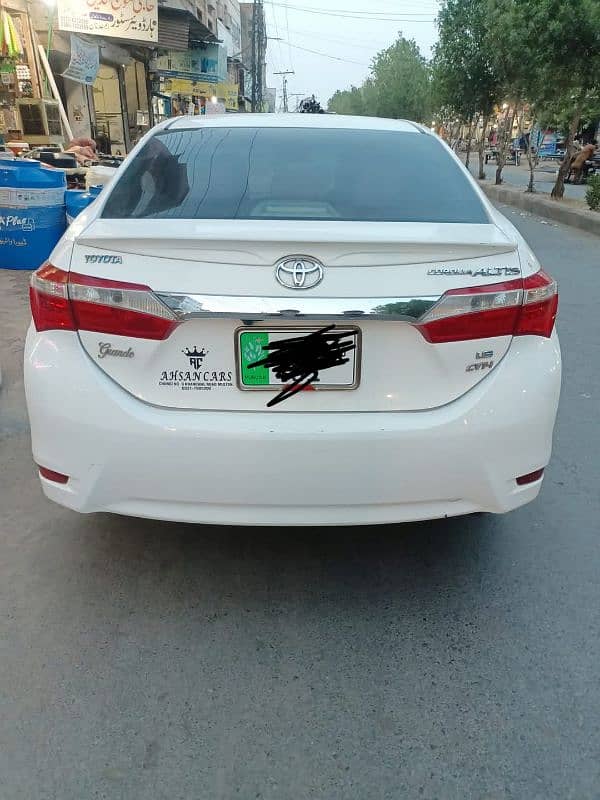 Toyota Altis Grande 2015 0