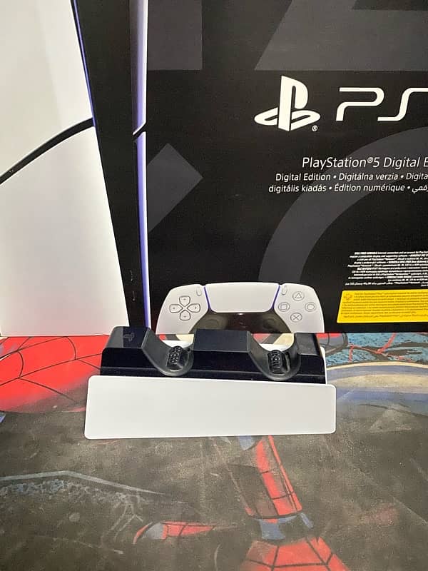 Ps5 Slim Digital Edition with box & all accessories 8