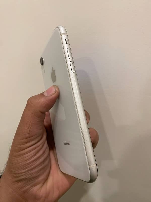 iphone xr 2