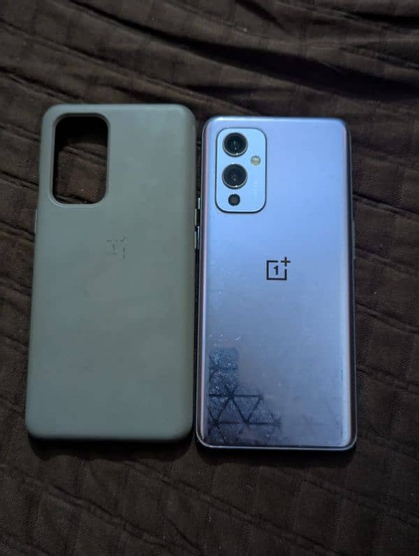 OnePlus 9 7