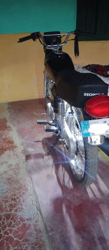 Honda 125 2023 model urgent sale 0