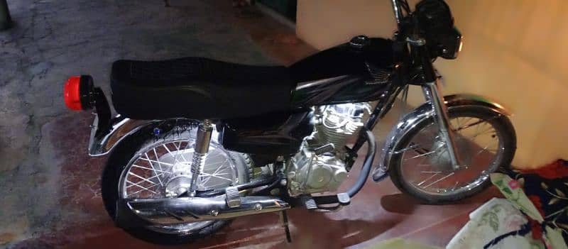 Honda 125 2023 model urgent sale 5