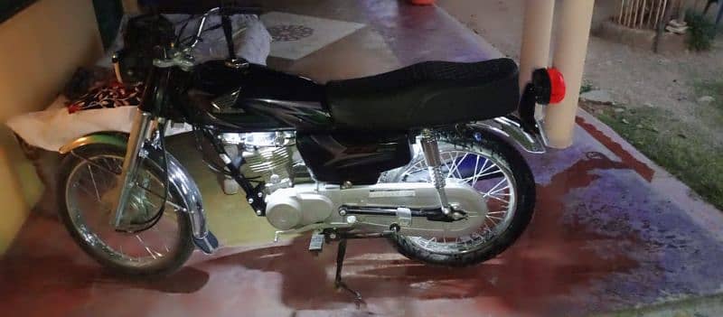 Honda 125 2023 model urgent sale 6