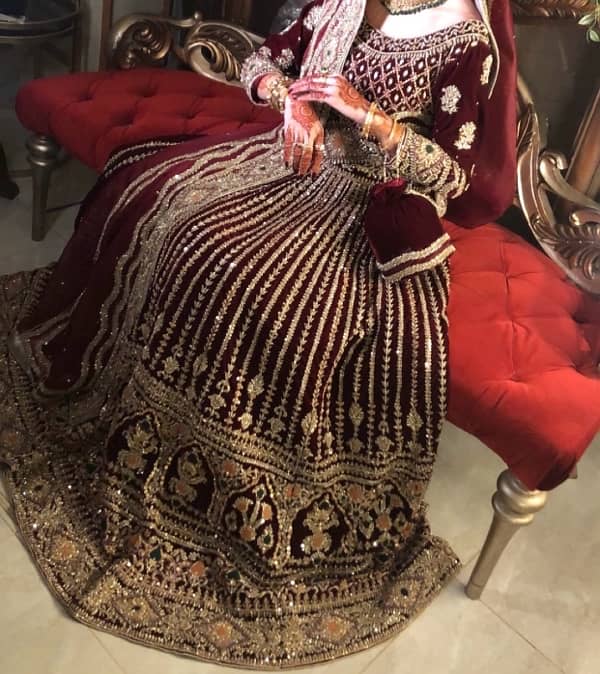 bridal lehnga 0