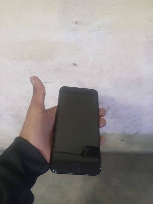 iphone 7plus 128 gb pta aproved 3