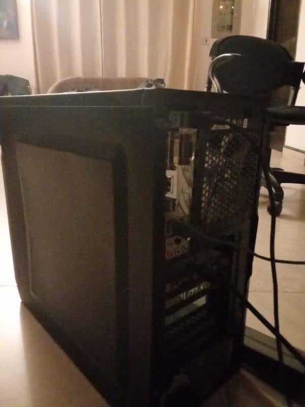 urgently selling used gaming pc 2