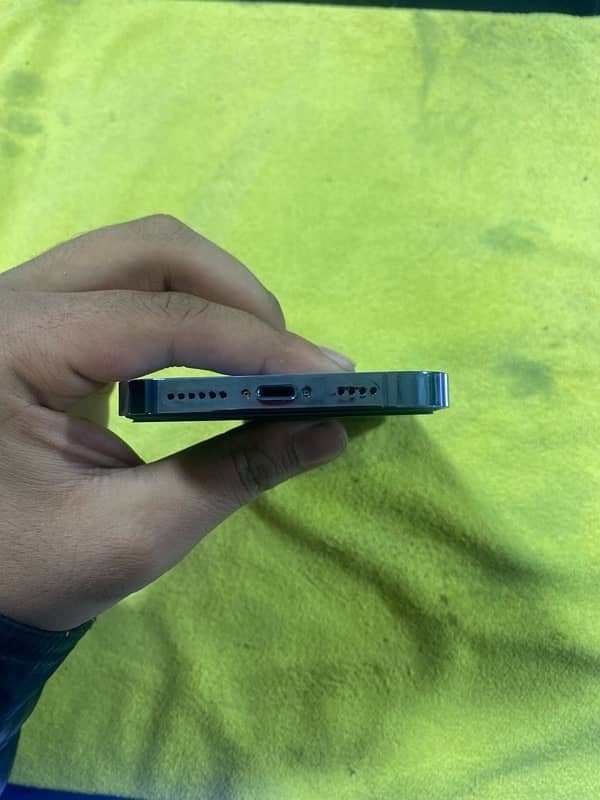 iphone Xr converted to 13 pro sia blue color 1