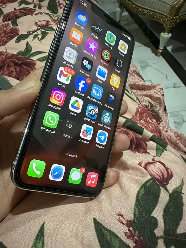 Iphone 11 pro pta approved 256 Gb 4