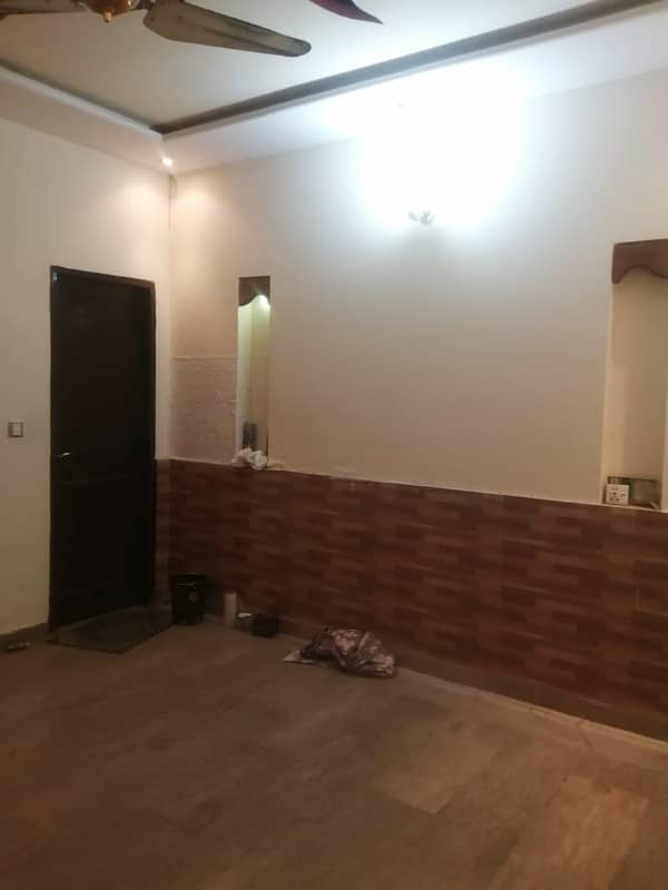 5 marla lower portion for rent in Johar town near expo center Lahore 3