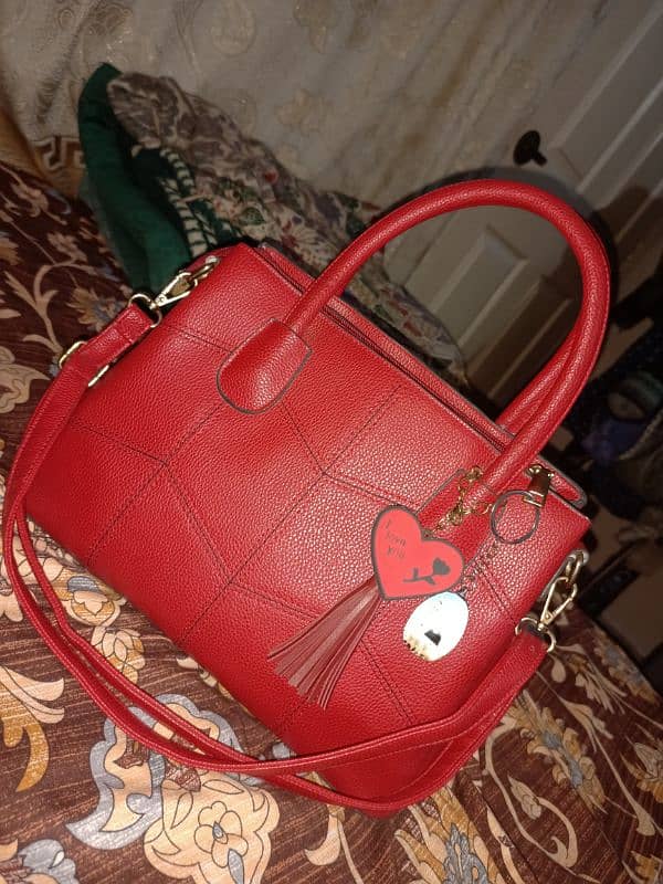 Hand bag medium size red colour 0