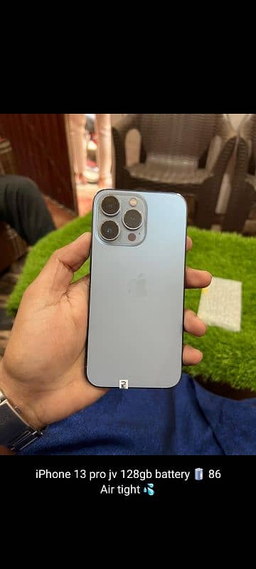 i phone 13 pro genmun condition 10/10 0