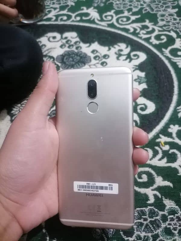 Huawei Mate 10 Lite 4