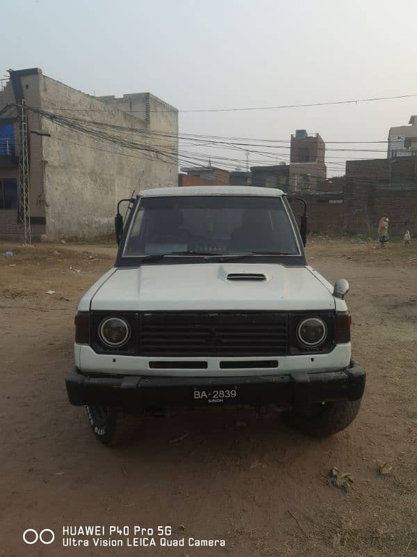 Mitsubishi Pajero 1989 1