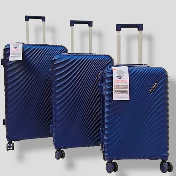 Travel luggage bags / travel trolley / suitcase 19