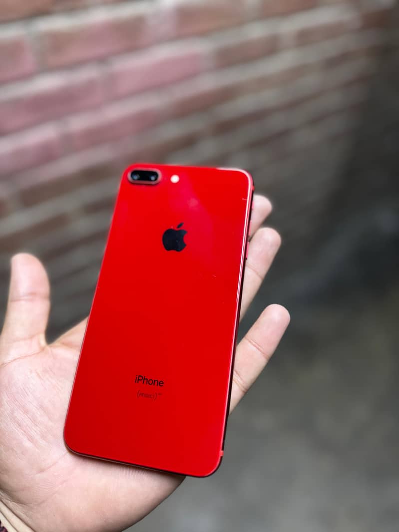 Apple iPhone 8 Plus 4