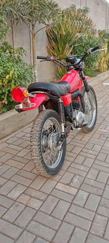 Yamaha Enduro dt100 2