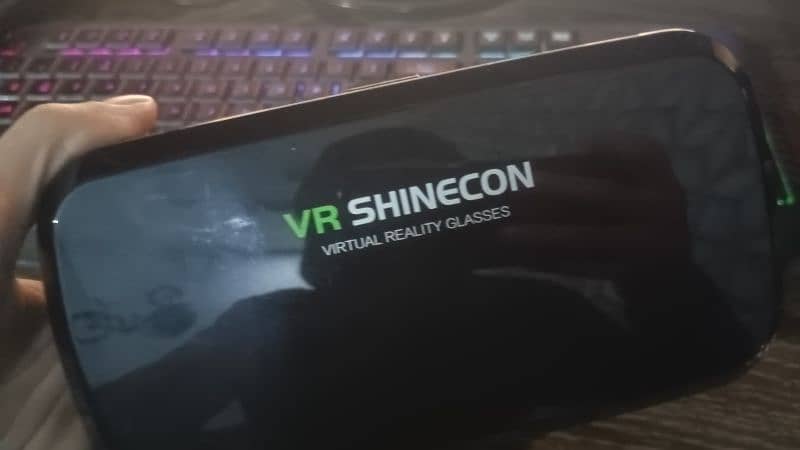 VR headset (Shinecon SC-G06A ) 1