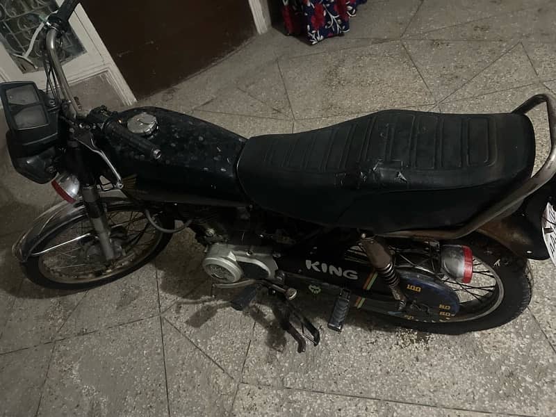 125 bike 18 model all ok rough condition 7