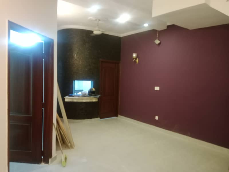 5 Marla New lower Porshan for Rent in johar Town ph 2 0