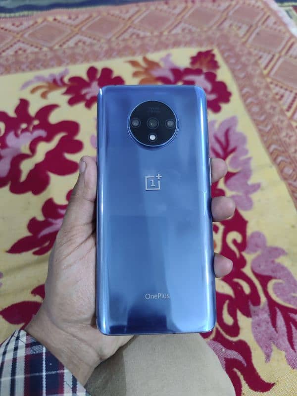 OnePlus 7T 1