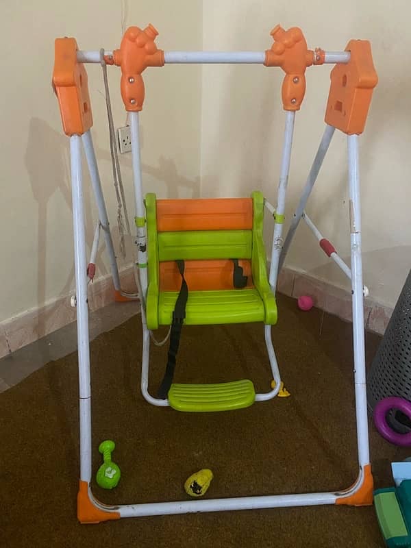 Baby swing in good condition for sale 1