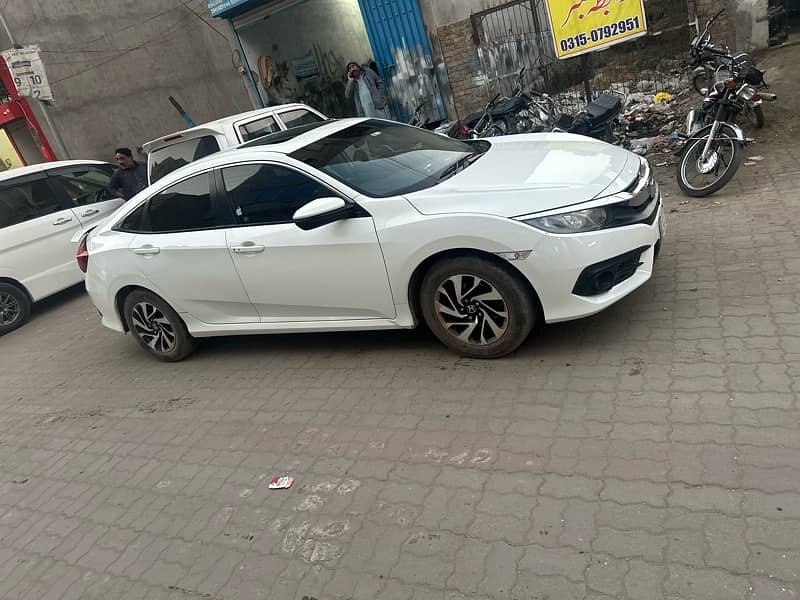 Honda Civic Oriel 2017 3