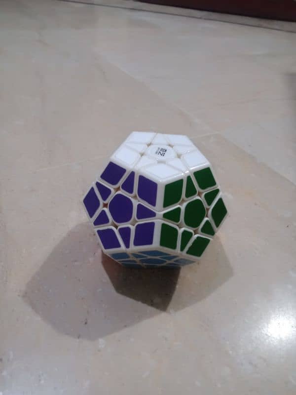 Megaminx 12sided 1