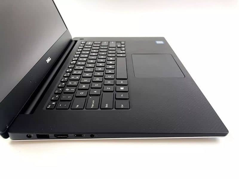 Dell Precision 5520 7th Generation Laptop 1