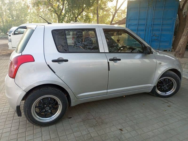 Suzuki Swift 2011 10