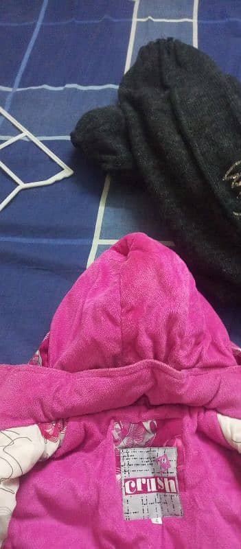 girls imported jacket for 5 years girls condition 10/10 4