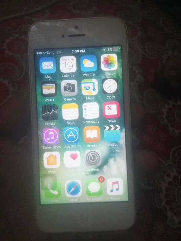 iPhone5 16GB PRA approved 10/10 all OK new 1