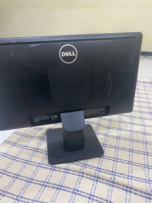 Dell desktop 18”inch 3