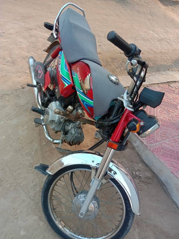 Honda CD_70 For Sale 3