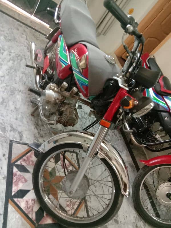 Honda CD_70 For Sale 5