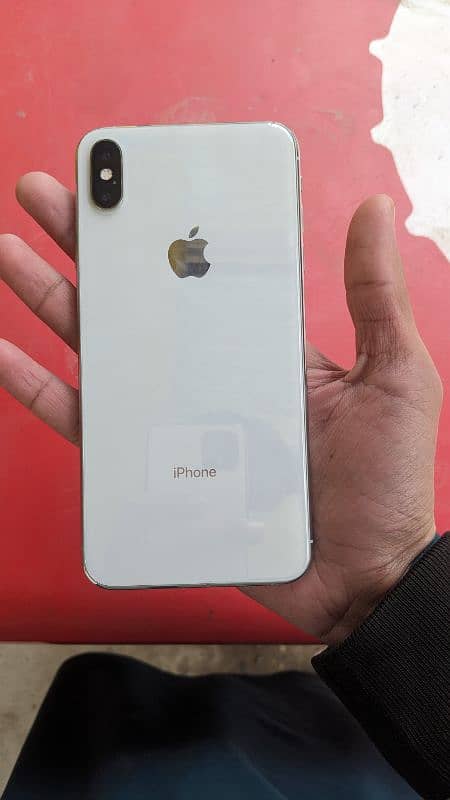 I phone xs max 256gb 3