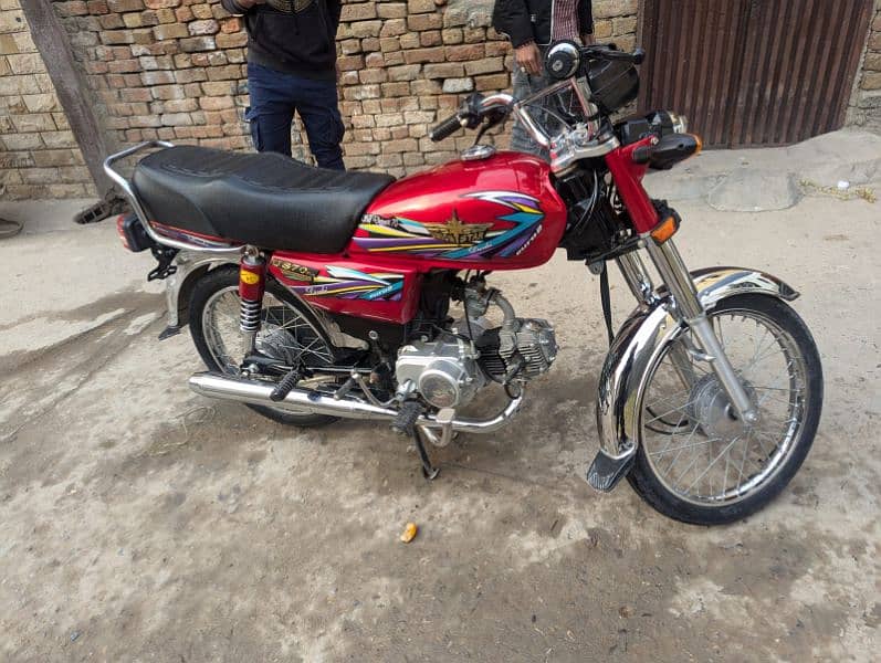 Union star 2023 model brand new islmbad number  2500 kilometers 2