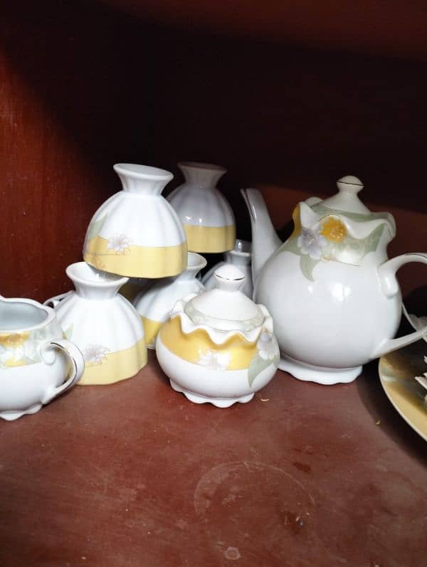 Tea set 3