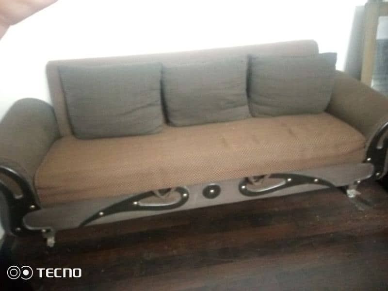 Three seater Sofa Kam bed with Free center table 1