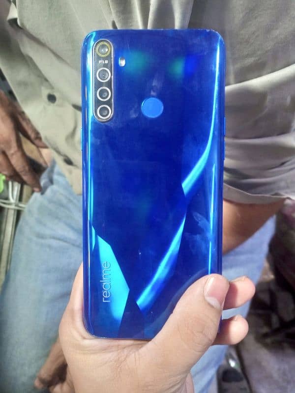 Realme 5 Good conditon 4GB 128GB Seald 100% PTA oficial aproved all ok 0