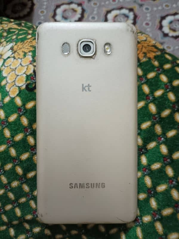 Samsung Galaxy J7 2