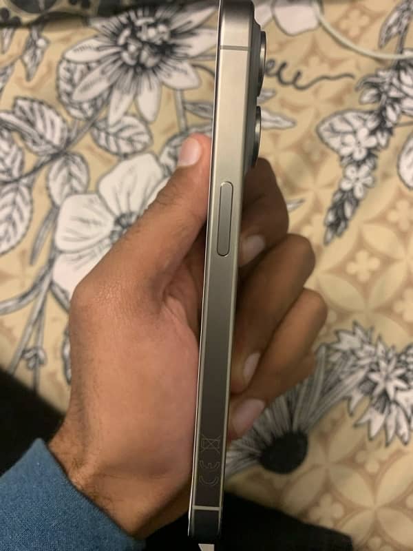 iPhone 15 pro 256 gb non pta factory unlock 3