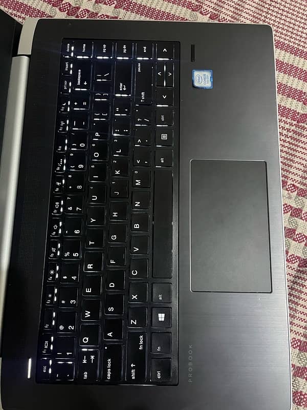 HP probook 440 G5 8gb ram 256 ssd i5 8 generation 1