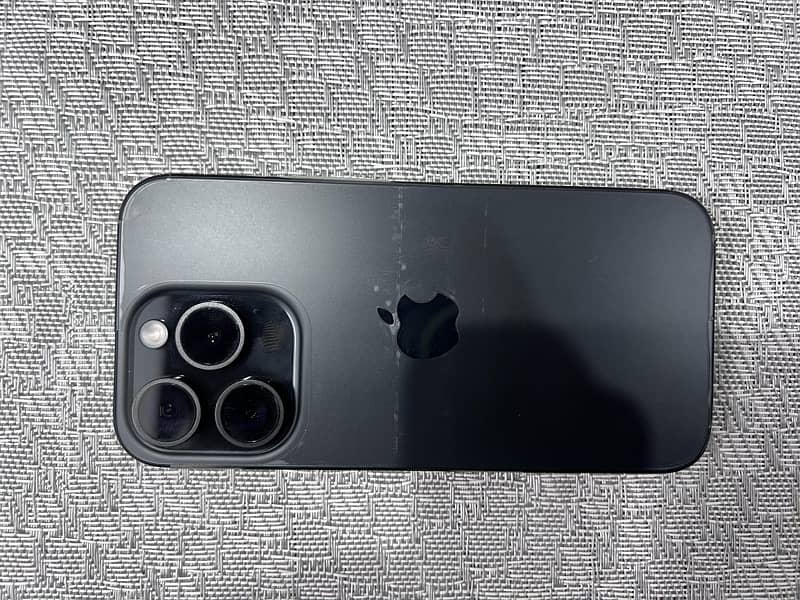 Iphone 15 Pro 256GB Black Colour 1