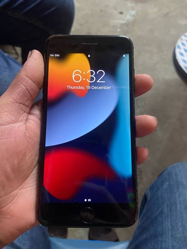 i phone 7+ 256 gb 10/8 condicion 1 hand use  baki all oky 1