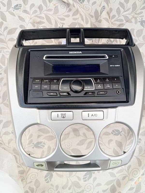 HONDA CITY ASPIRE 1.3 GENUINE MUSIC PLAYER 0