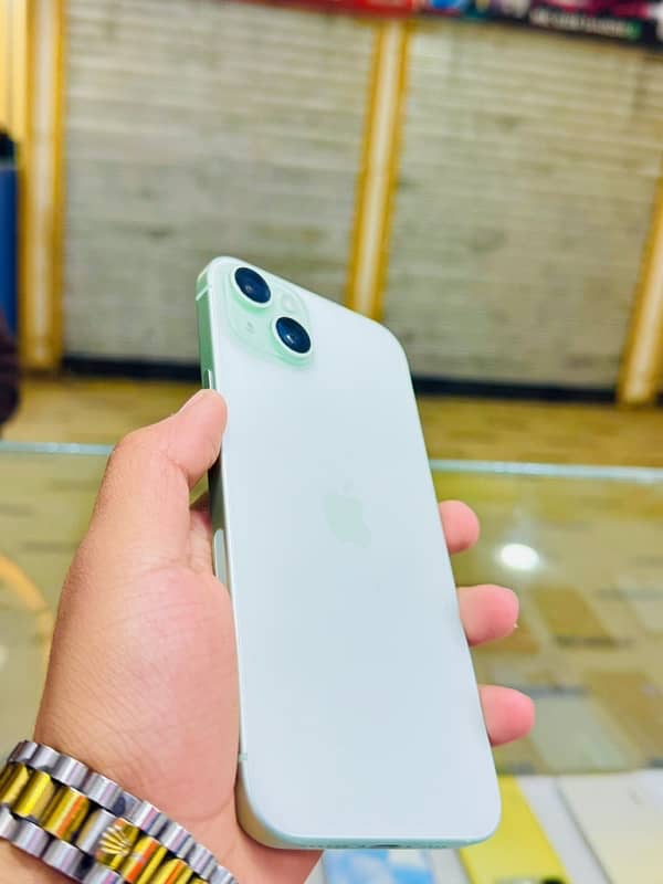 iPhone 15 plus jv 128 gb 100 batter health light green color 3