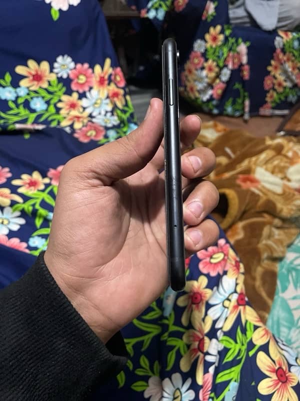 iphone xr 2