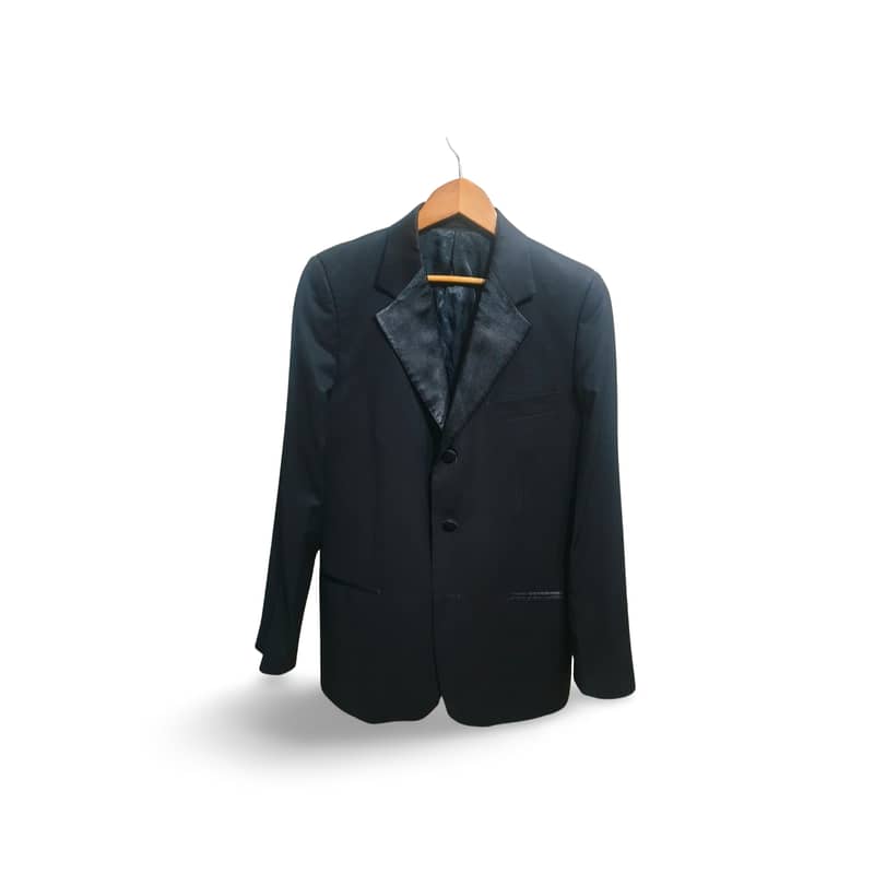 Used Clothing Collection – Suit Coats, Sweatshirts & Shirts 4