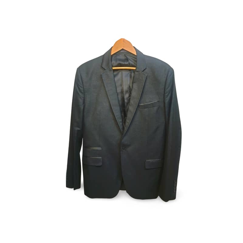 Used Clothing Collection – Suit Coats, Sweatshirts & Shirts 7