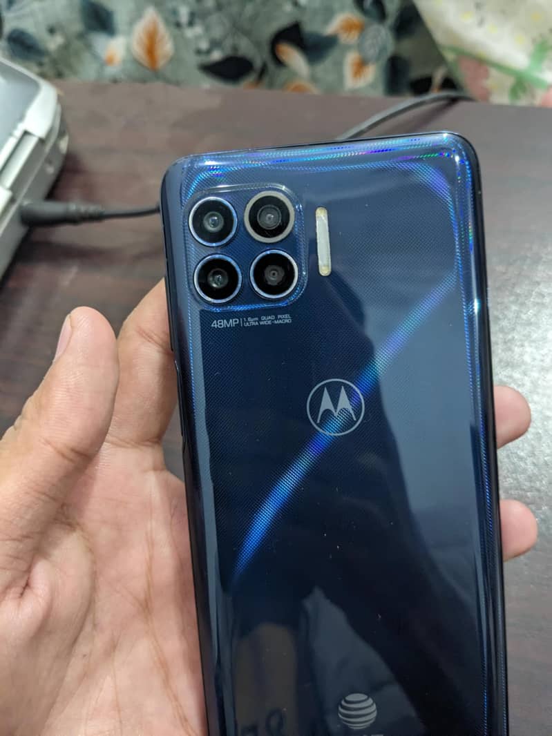 Motorola One 5G 5